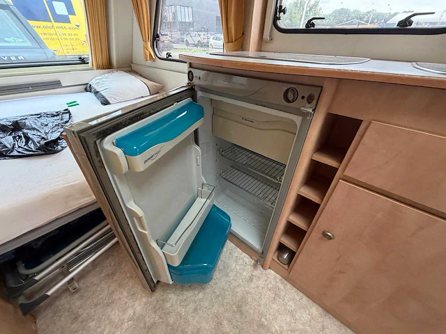 Kip - grey line special 44ttr - 44g - caravan - 2002 - afbeelding 6 van  40