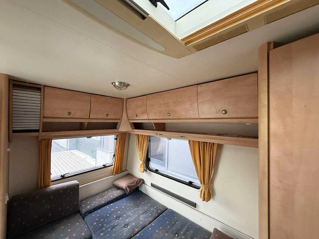 Kip - grey line special 44ttr - 44g - caravan - 2002 - afbeelding 9 van  40