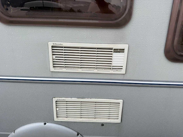Kip - grey line special 44ttr - 44g - caravan - 2002 - afbeelding 16 van  40