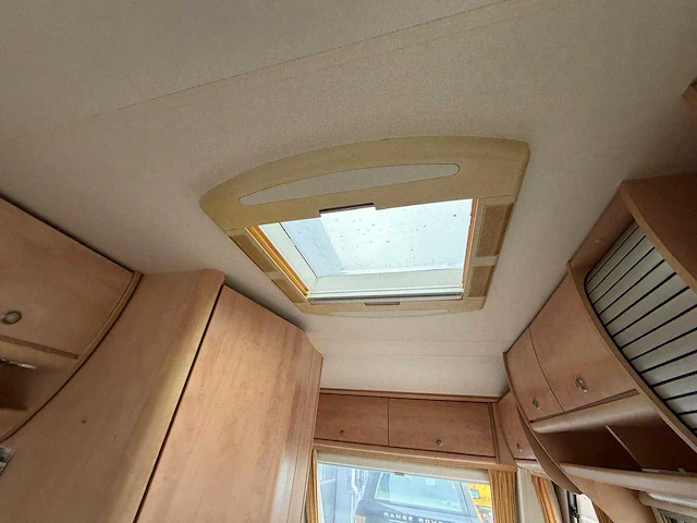 Kip - grey line special 44ttr - 44g - caravan - 2002 - afbeelding 26 van  40