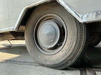Kip eurokip caravan - afbeelding 6 van  16