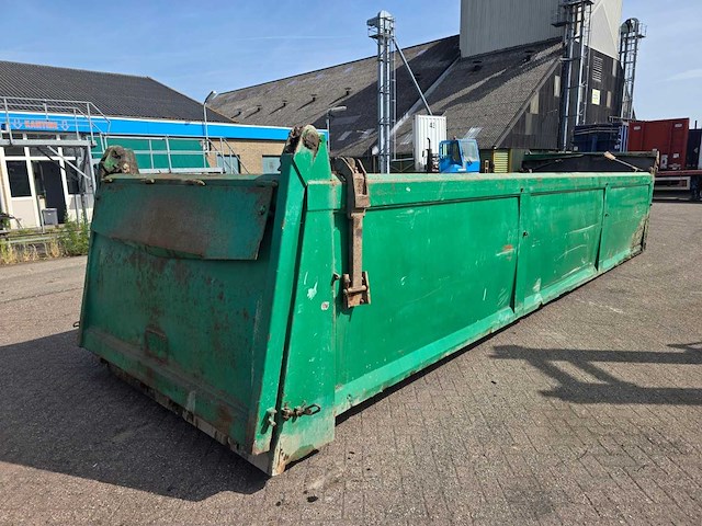 Kipperbak 940 cm - afbeelding 1 van  9