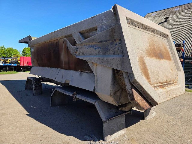 Kipperbak 950 cm - afbeelding 2 van  10