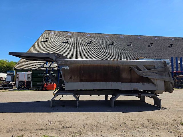 Kipperbak 950 cm - afbeelding 1 van  10