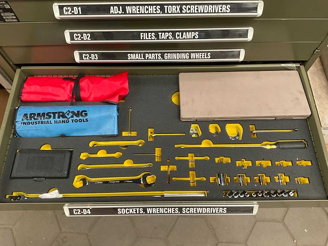 Kippertool gereedschapskasten met inhoud (2x) - afbeelding 8 van  21