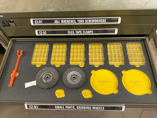 Kippertool gereedschapskasten met inhoud (2x) - afbeelding 9 van  21