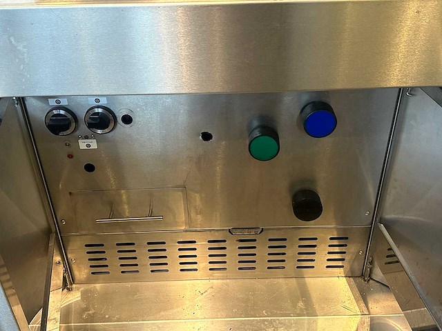 Kiremko - complete bakwand met koeltoonbank - afbeelding 18 van  33