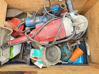Kist met divers gereedschap - afbeelding 3 van  5