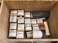 Kist met diverse bouw- en bevestigingsmateriaal (2x) - afbeelding 4 van  5