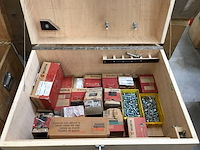 Kist met diverse bouw- en bevestigingsmateriaal (2x) - afbeelding 5 van  5