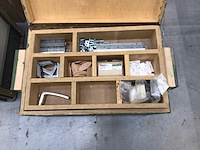 Kist met diverse bouw- en bevestigingsmateriaal (4x) - afbeelding 4 van  4