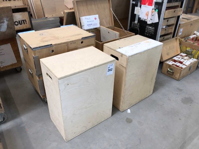 Kist met diverse bouw- en bevestigingsmateriaal (4x) - afbeelding 4 van  11