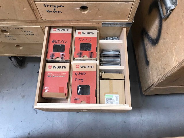Kist met diverse bouw- en bevestigingsmateriaal (4x) - afbeelding 11 van  11
