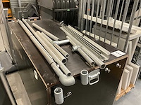 Kist met diverse steigerbuis - afbeelding 3 van  6