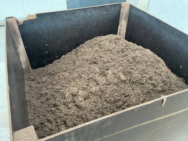 Kist met potgrond (2x) - afbeelding 4 van  4