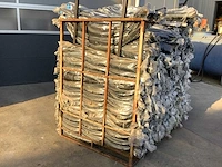 Kist met rubber auto matten - afbeelding 4 van  4