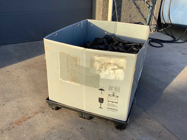 Kist met rubber - afbeelding 5 van  5