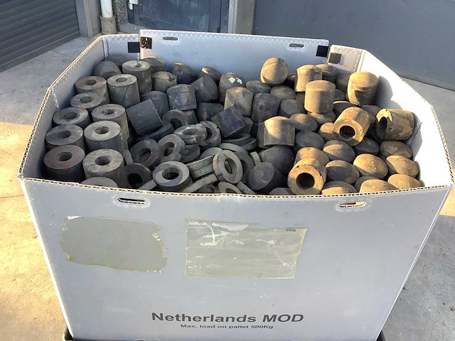 Kist met rubber - afbeelding 3 van  5