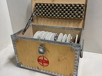 Kist met schuurpads htc - afbeelding 1 van  5