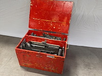 Kist met spanen en troffels - afbeelding 1 van  6