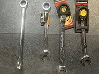 Kist vol met ring ratel sleutels 17/18/19, o.a. gearwrench