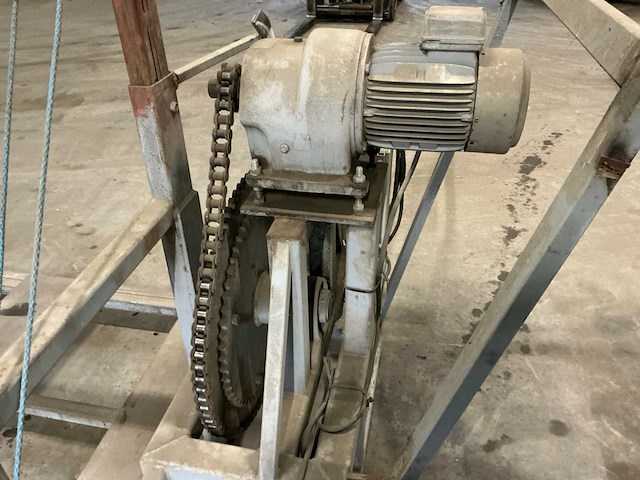 Kistenkantelaar schouten - kistenkantelaar - afbeelding 18 van  19