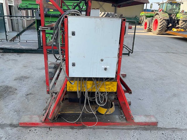 Kistenkantelaar - afbeelding 9 van  10