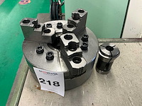 Kitagawa b-208 zelfcentrerende draaibank klauwplaat - afbeelding 1 van  4