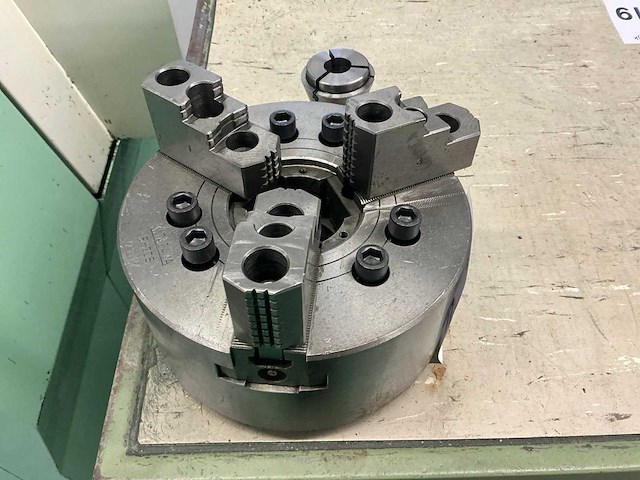 Kitagawa b-208 zelfcentrerende draaibank klauwplaat - afbeelding 3 van  4