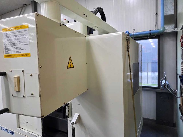 Kitamura - mycenter 2x - cnc freesmachine - afbeelding 2 van  13