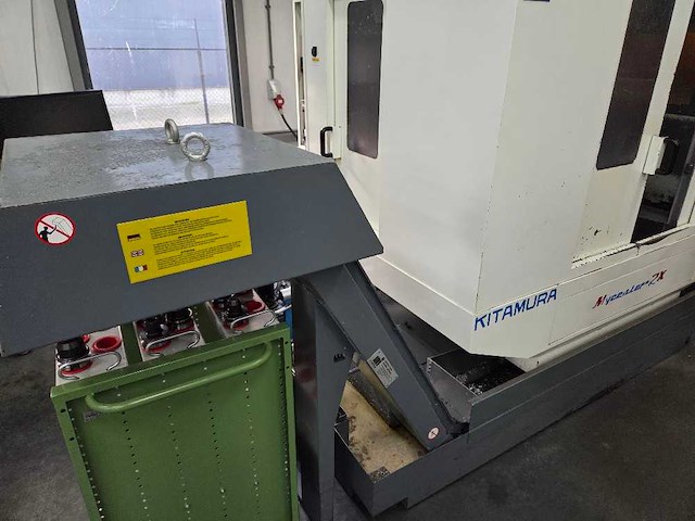 Kitamura - mycenter 2x - cnc freesmachine - afbeelding 10 van  13