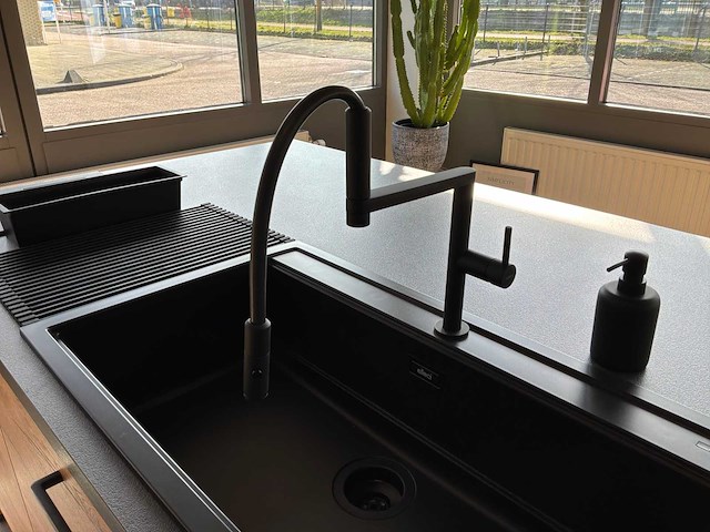 Kitchen 4 all structura eilandkeuken met inbouwapparatuur - afbeelding 49 van  55