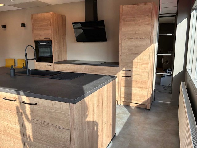 Kitchen 4 all structura eilandkeuken met inbouwapparatuur - afbeelding 32 van  55