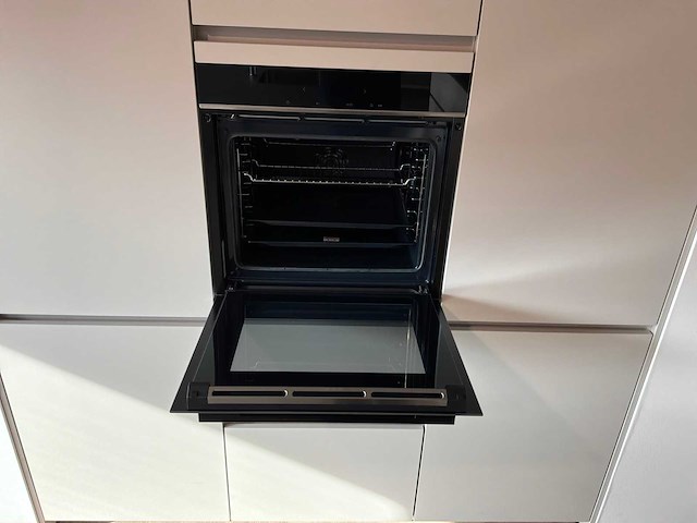Kitchen 4 all structura eilandkeuken met inbouwapparatuur - afbeelding 2 van  31