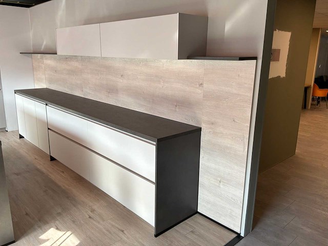 Kitchen 4 all structura eilandkeuken met inbouwapparatuur - afbeelding 21 van  31