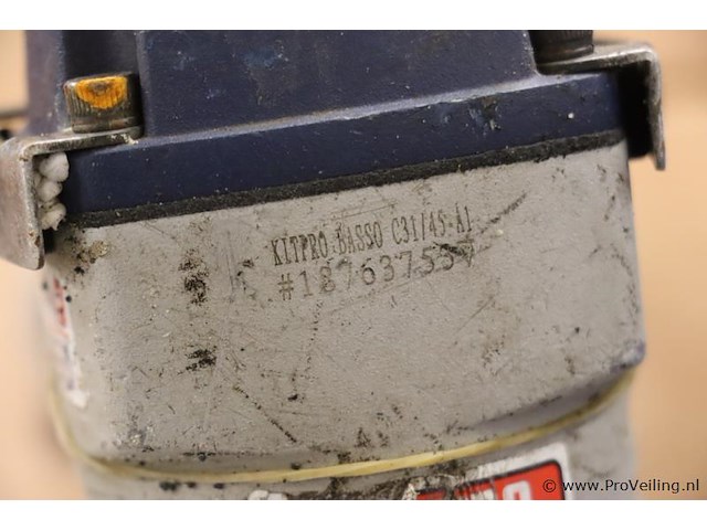 Kitpro basso pneumatische coil nagelpistool c31/45-a1 incl. opbergkoffer - afbeelding 8 van  9