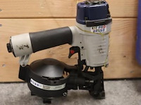 Kitpro basso pneumatische coil nagelpistool c31/45-a1 - afbeelding 6 van  8