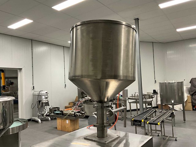 Kjf-i-5000 pneumatische semi-automatische vulmachine - afbeelding 3 van  8