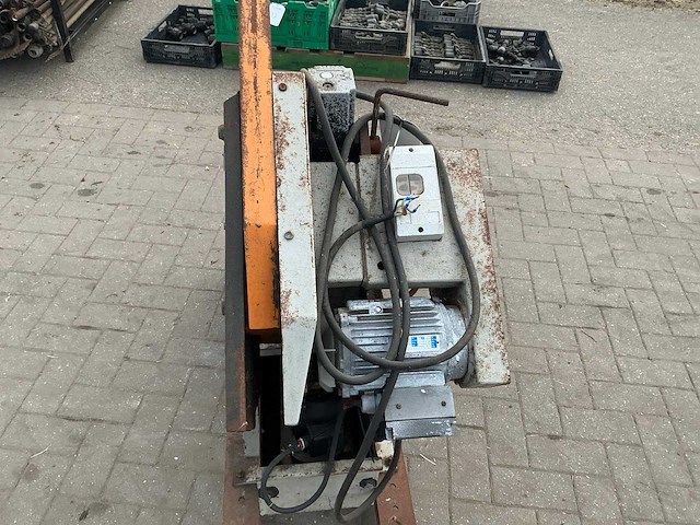 Klaeger hk221 beugelzaagmachine - afbeelding 6 van  10