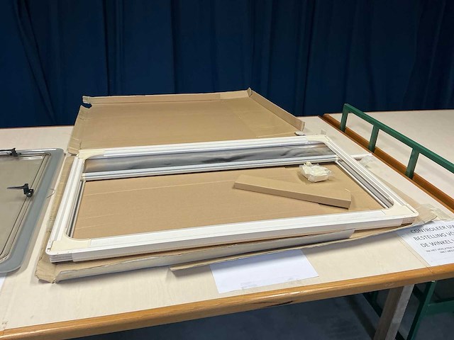 Klapraam en zonnescherm - afbeelding 1 van  5