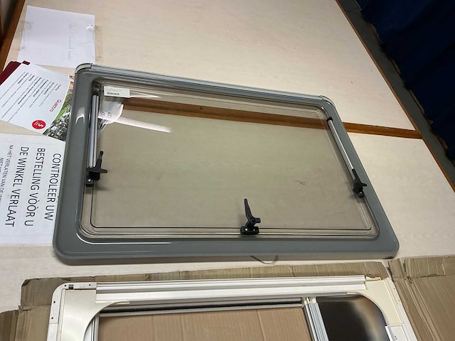 Klapraam en zonnescherm - afbeelding 3 van  5