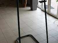 Klapzakhouder. - afbeelding 2 van  2