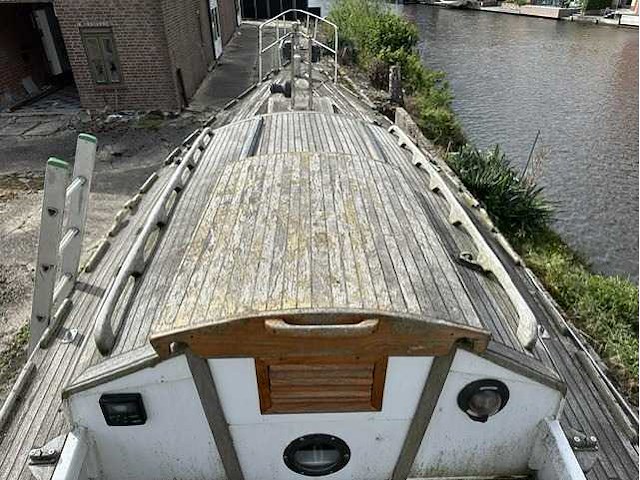 Klassiek houten zeiljacht - afbeelding 3 van  22