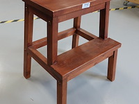 Klassiek massief houten keukentrapje