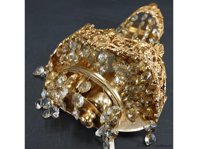 Klassieke, ornate wandlamp met gouden messing frame. - afbeelding 3 van  5