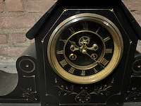 Klassieke schouwpendule v.v. klok + 2x kandelaar - afbeelding 2 van  6