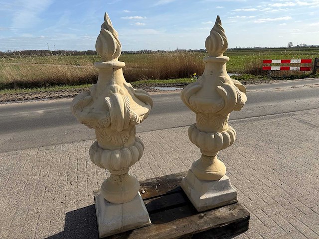 Klassieke sculptuur (2x) - afbeelding 3 van  4