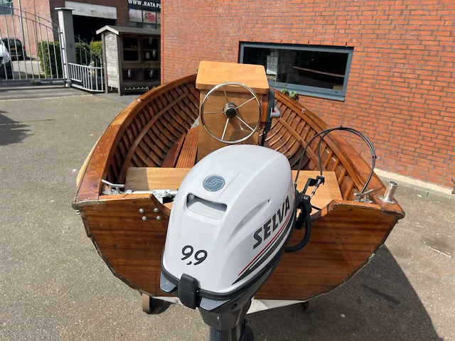 Klassieke sloep met nieuwe selva 9,9pk motor - afbeelding 5 van  7