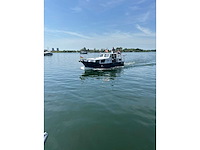 Klassieke stalen motorboot met flybridge en compleet interieur - afbeelding 14 van  18