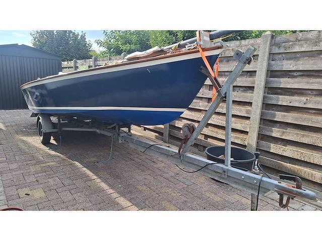 Klassieke zeilboot - 6 meter - afbeelding 11 van  15